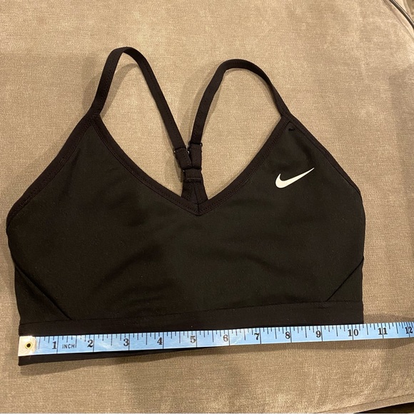 Nike sport bra adjustable straps size small Black - Picture 1 of 5